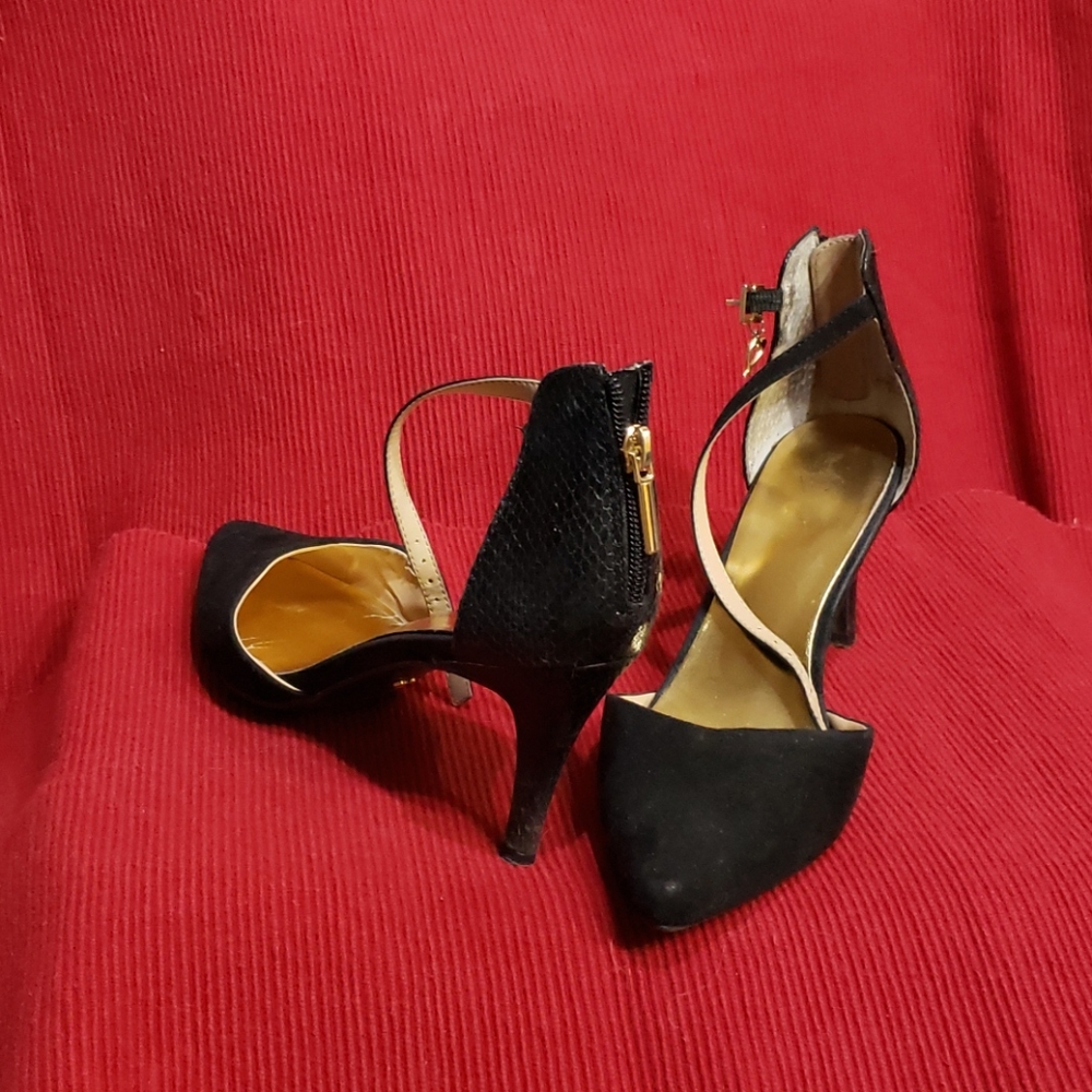 Thalia Sodi black shoes